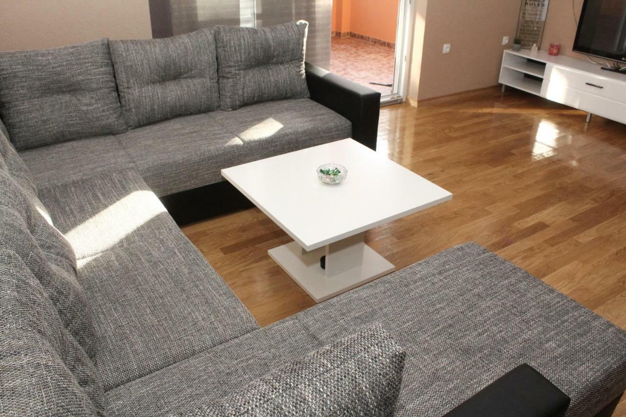 Apartman Dora Sukosan Exterior photo